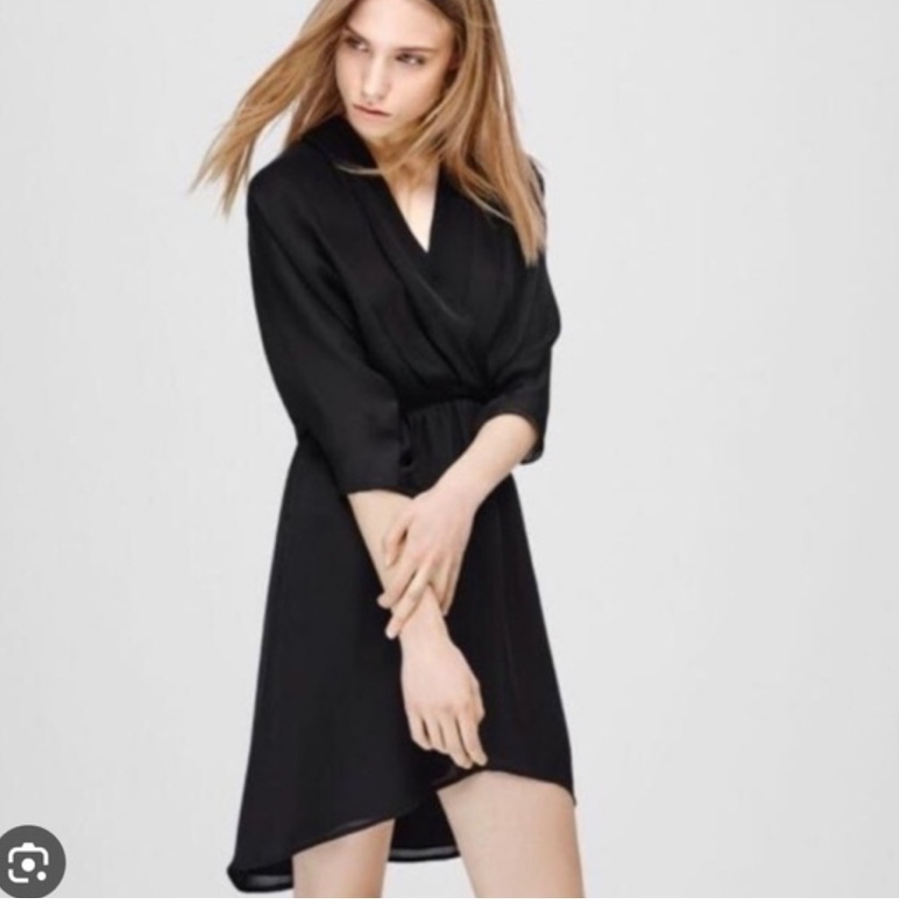 Aritzia 100% SILK - Babaton Cuthbert Dress BUTTERY soft XS Black